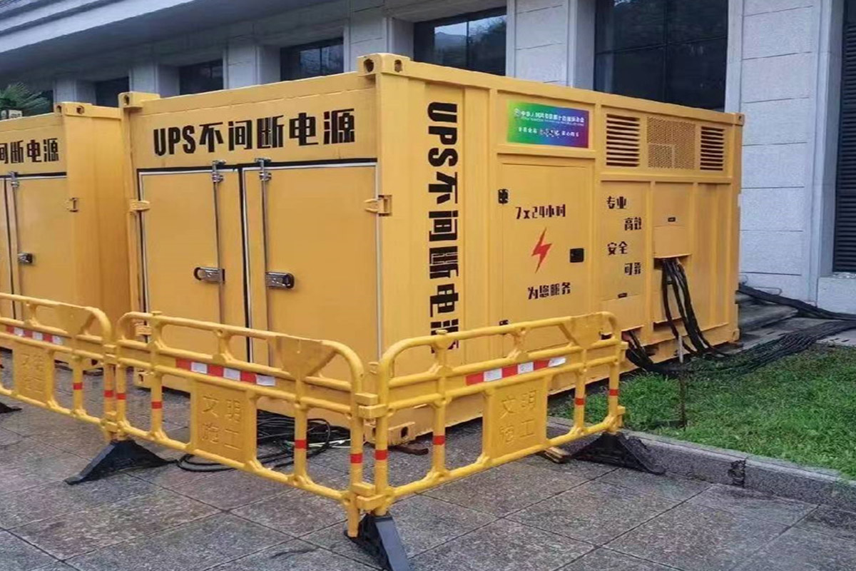 老城发电机租赁施工现场